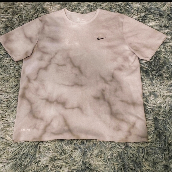 marble nike shirt